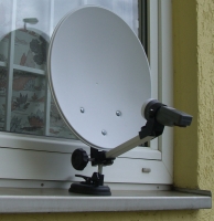 Kabel 10m Full HD HDTV mini Digital Camping Sat Anlage Spiegel 40 cm Single LNB
